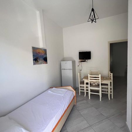 Guest House Vlorë Buitenkant foto