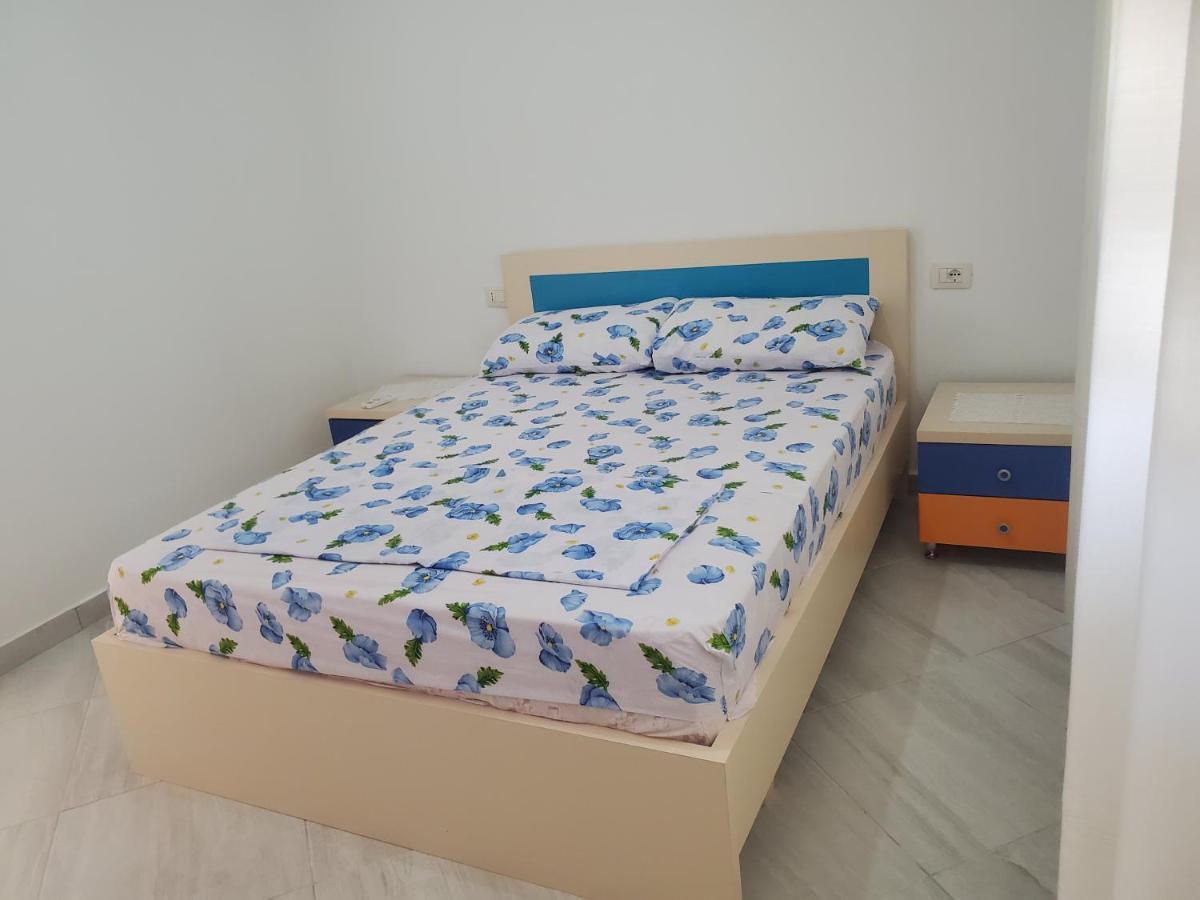 Guest House Vlorë Buitenkant foto