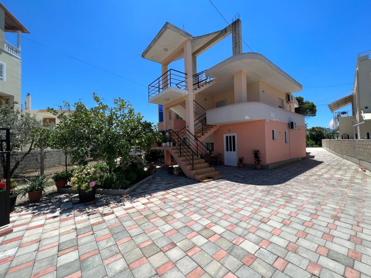 Guest House Vlorë Buitenkant foto