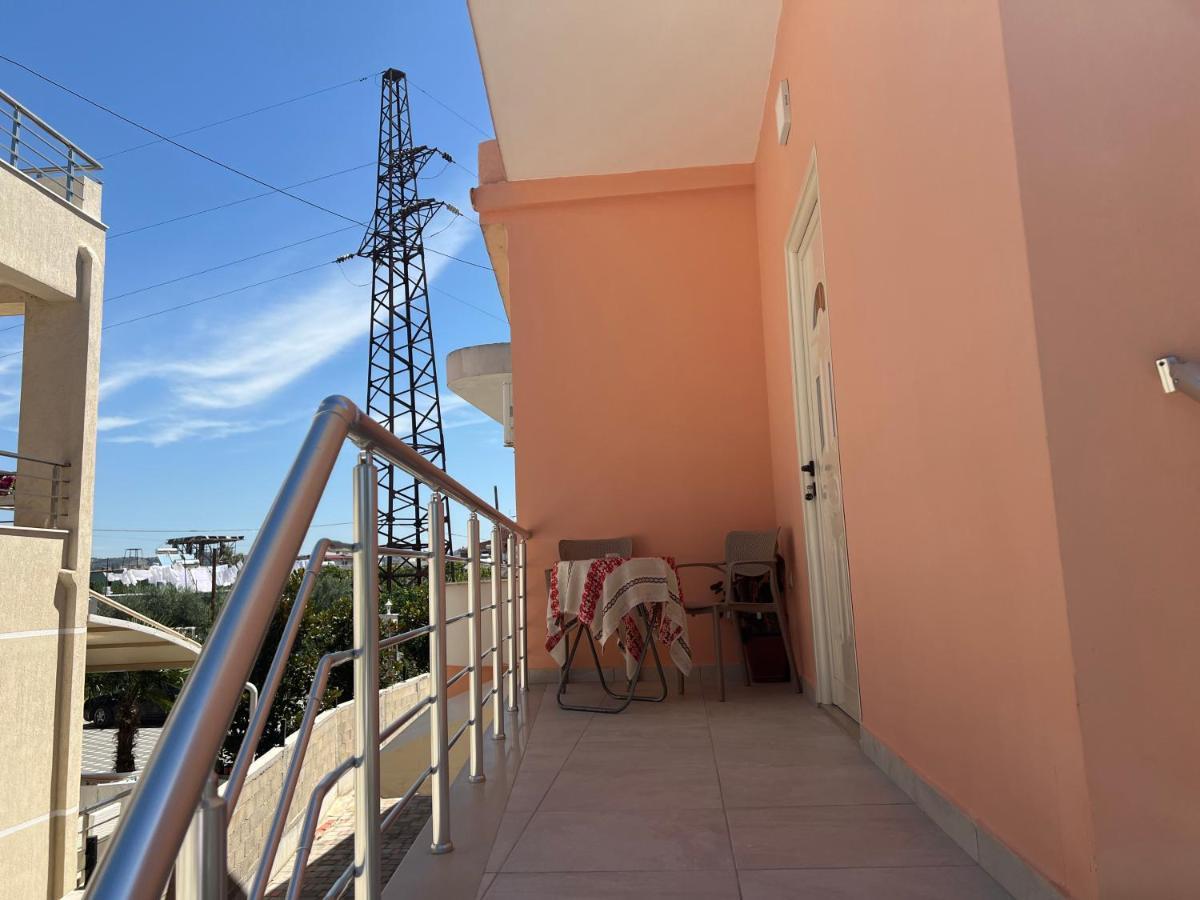 Guest House Vlorë Buitenkant foto