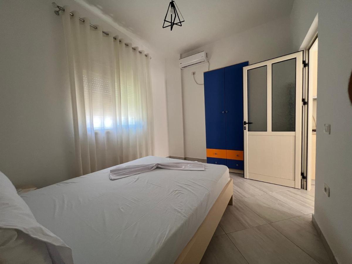 Guest House Vlorë Buitenkant foto