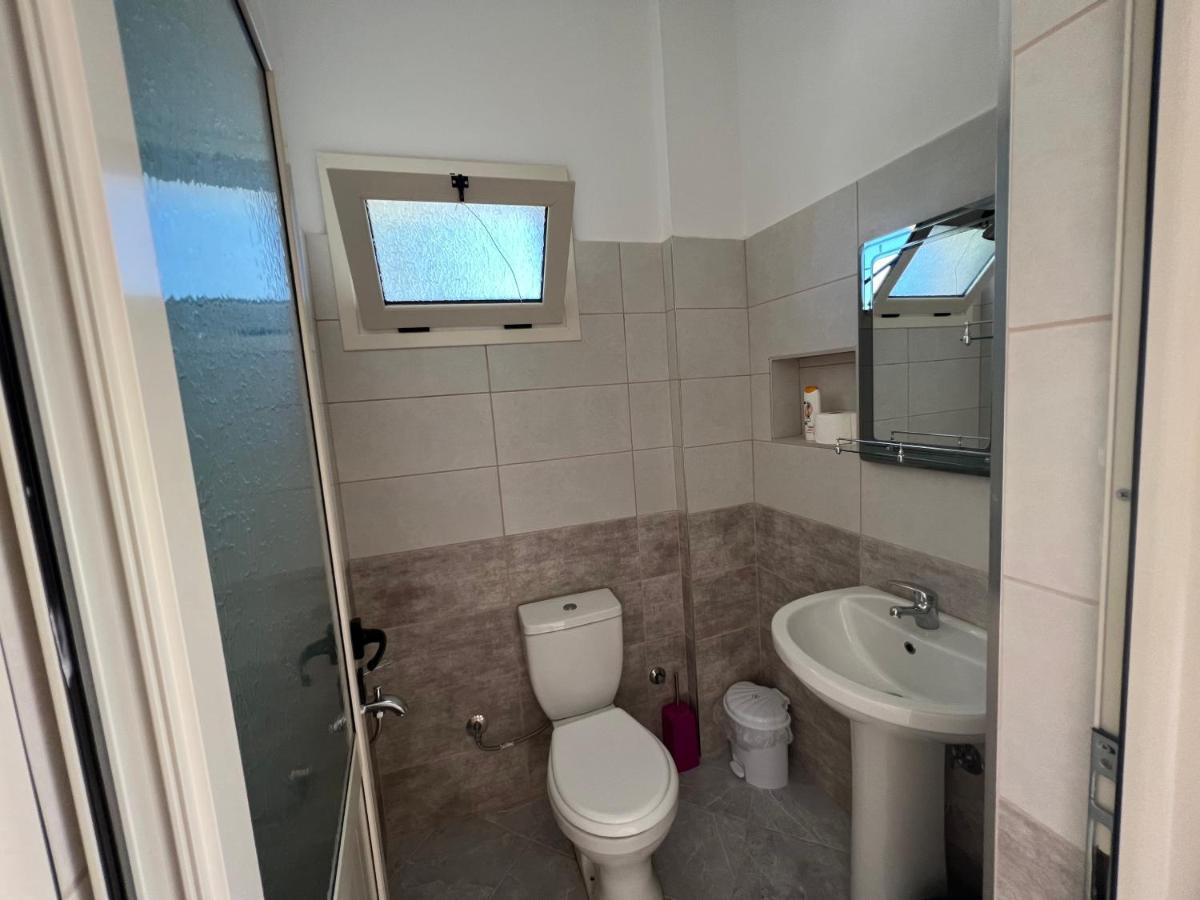 Guest House Vlorë Buitenkant foto
